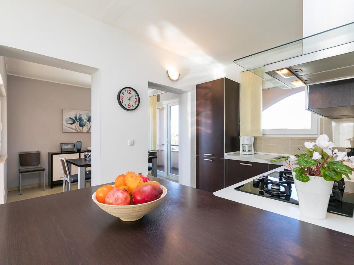 Holiday Appartment Tessa 波雷奇 外观 照片