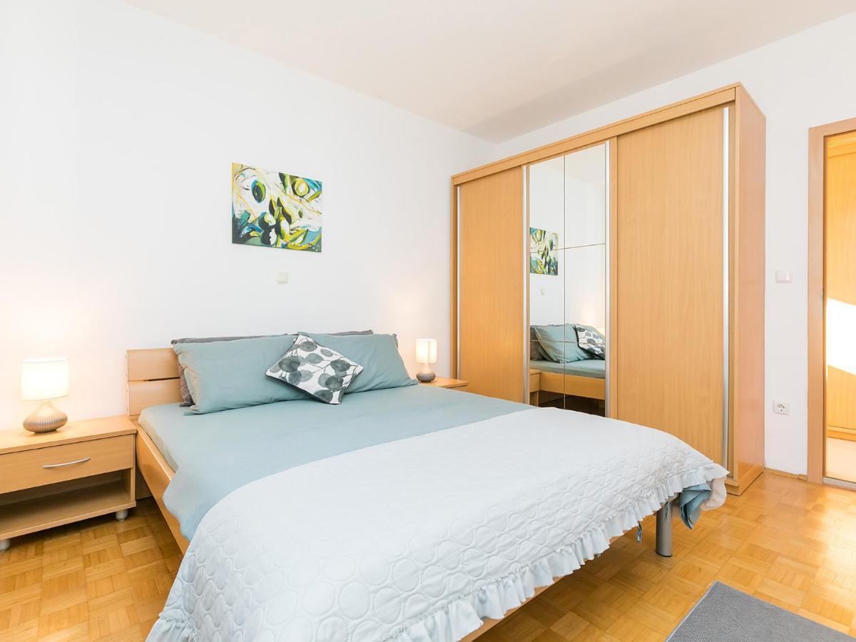 Holiday Appartment Tessa 波雷奇 外观 照片
